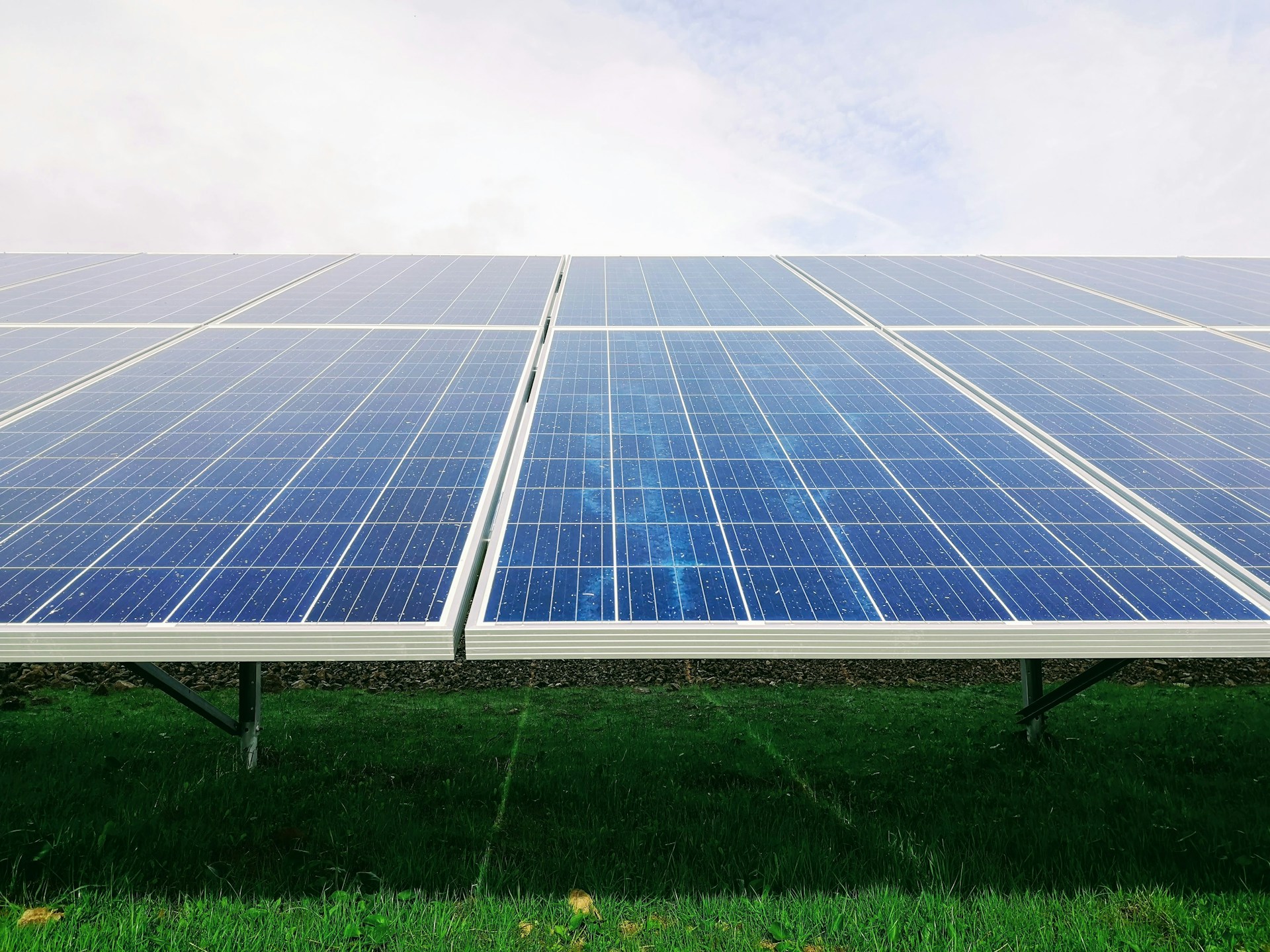 Sistema de paneles solares empresarial