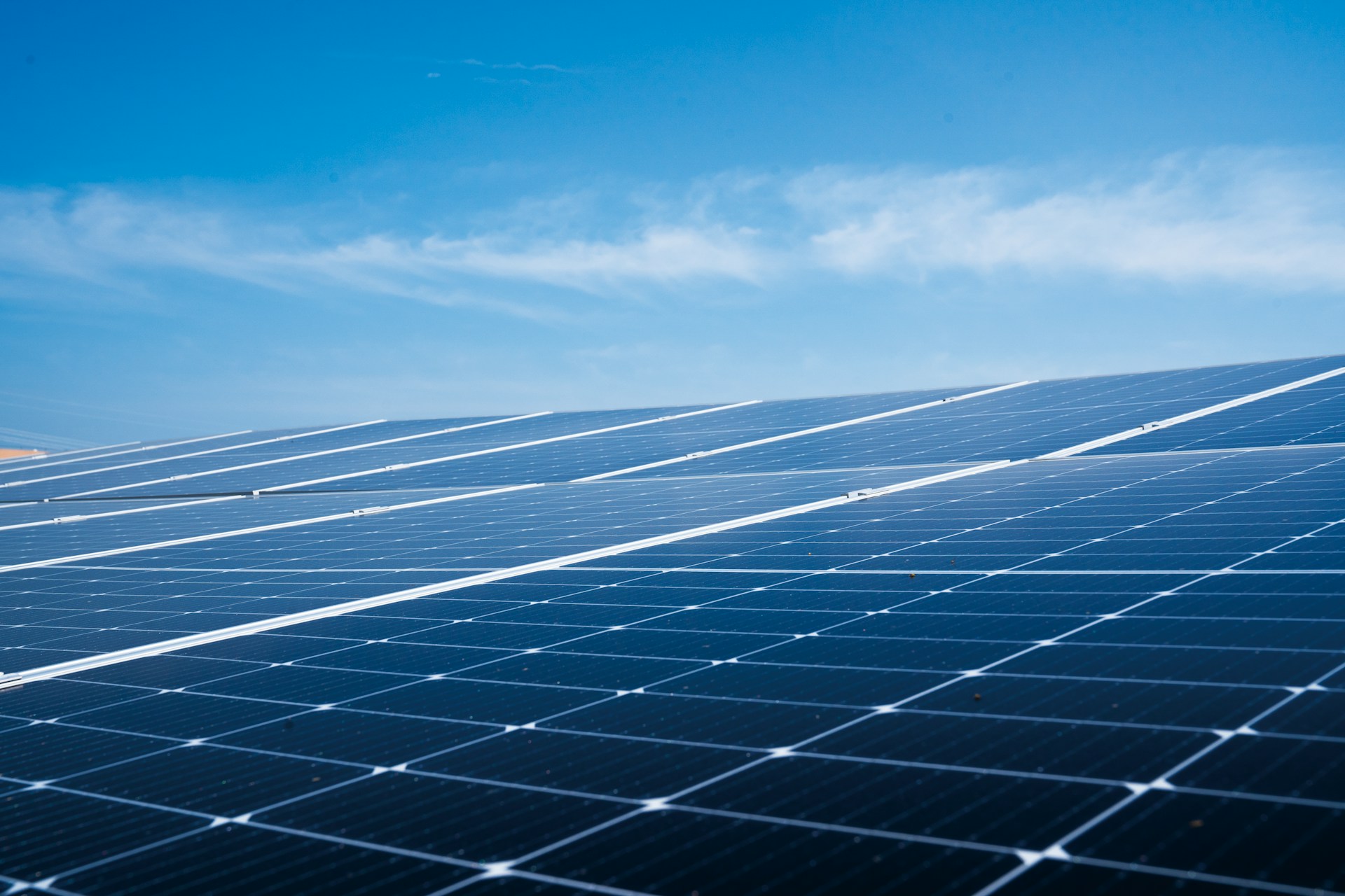 Casa con paneles solares